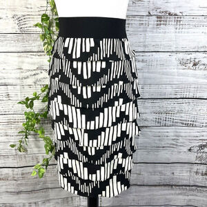 Alfani Skirt size 2 Black Ivory Tiered Layers Pencil Knee Modest Church Wedding